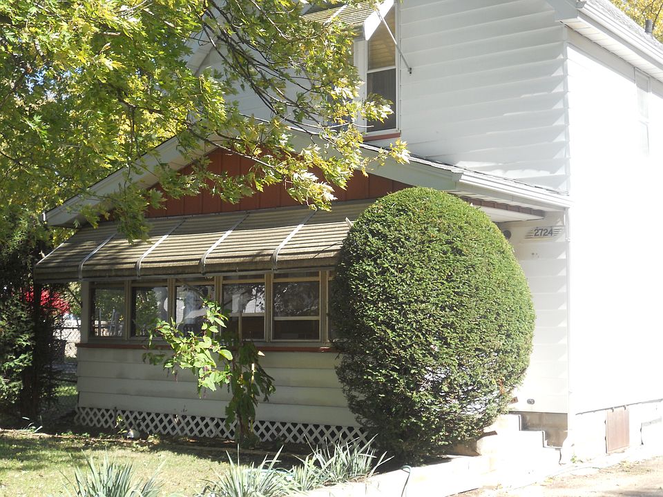 3 season front porch