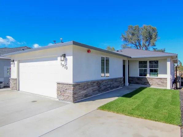 1970 Goren Ct, Redding, CA 96003