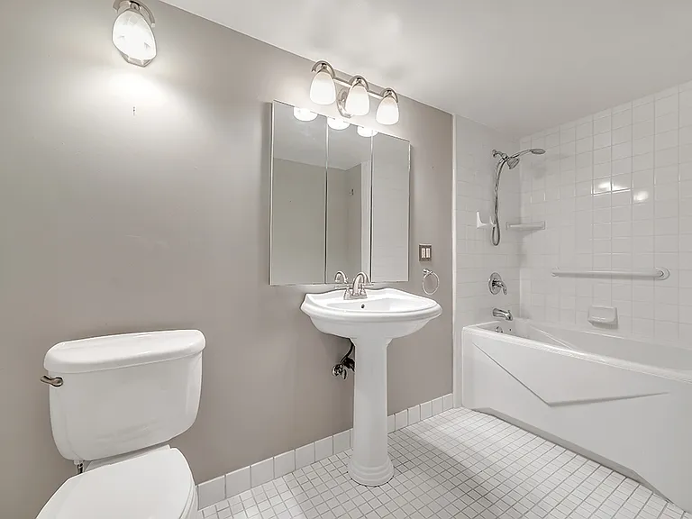 350 N 2nd St #137 — Photo 24