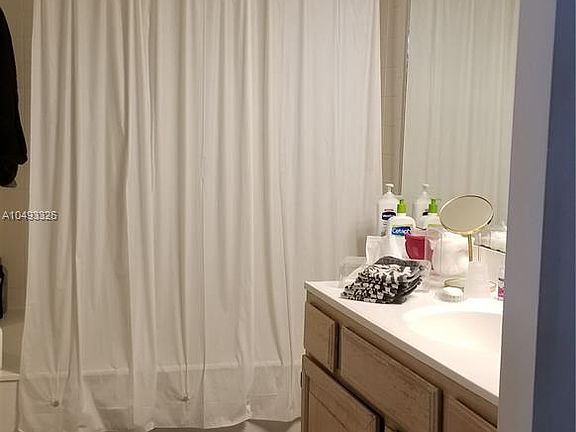 4th image of 1280 S Alhambra Cir APT 1417