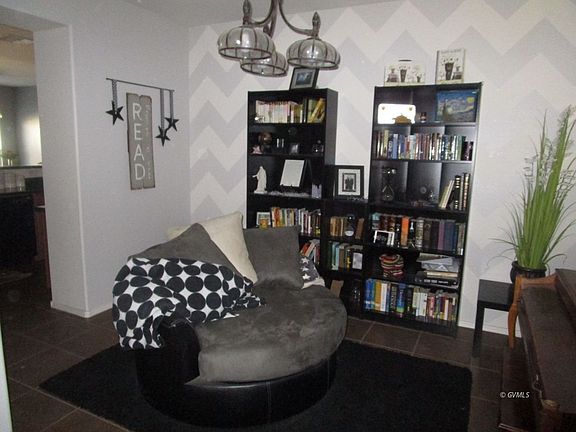 3rd image of 1883 N Eloisa Ln