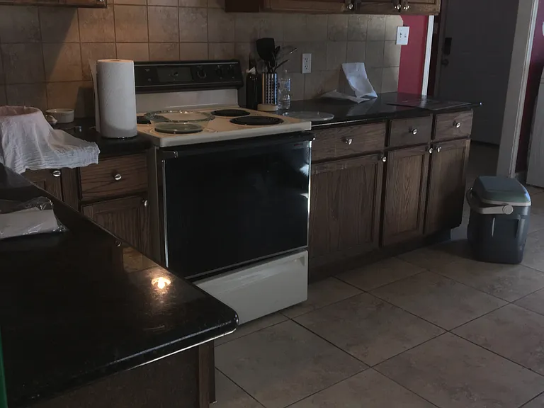 819 S Welch St — Photo 16