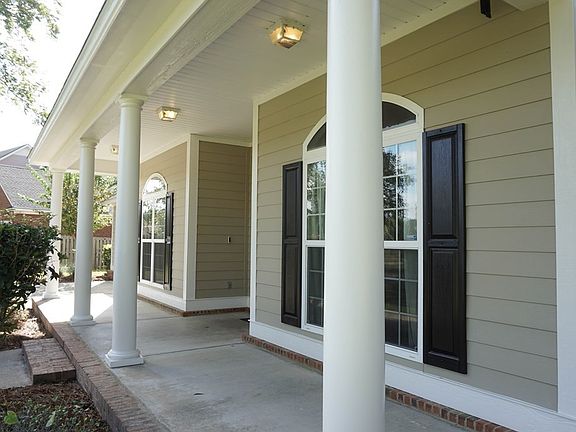 2nd image of 3825 Orchard Way