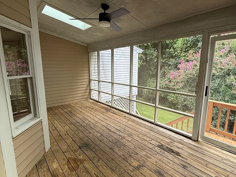 2833 Sterling Park Dr — Photo 22