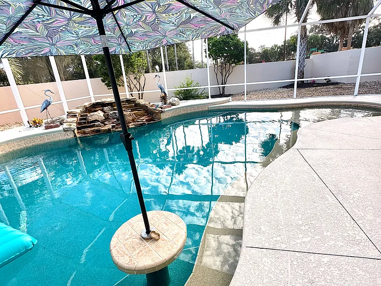 943 Mendoza Blvd — Photo 25