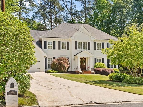 1018 Layfield Ct, Atlanta, GA 30338