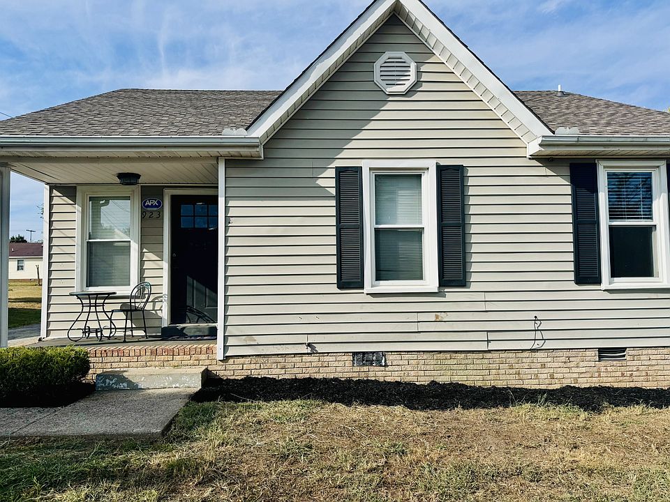 1st image of 923 Princeton Dr