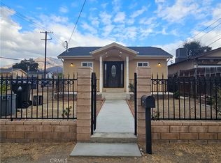 10558 Langmuir Ave, Sunland, CA 91040