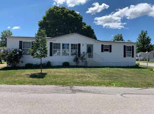 2703 Green Hill Dr, Erie, PA 16506