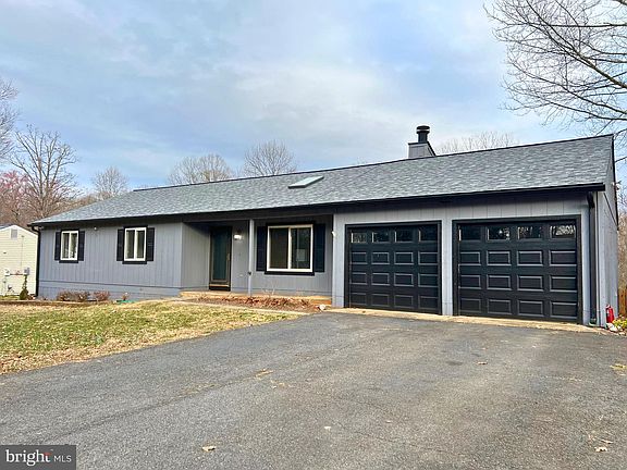 3rd image of 7195 Sunrise Ct