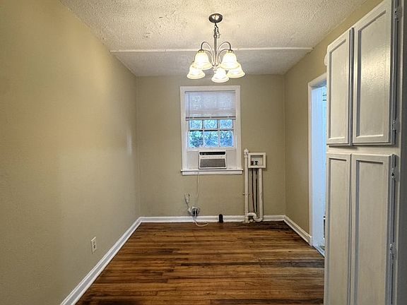 4th image of 338 Olivia Ct