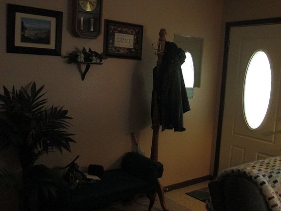 5th image of 215 Woodlawn Ave