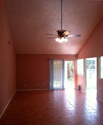 2nd image of 1909 Baylor Ave