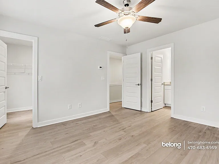 300 Dempsey Dr — Photo 6