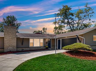 6001 School St, Oak Forest, IL 60452