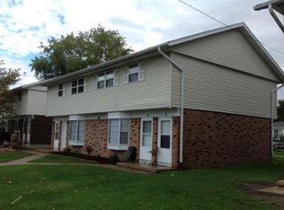 1229 Orchard Rd, Bloomington, IL 61704