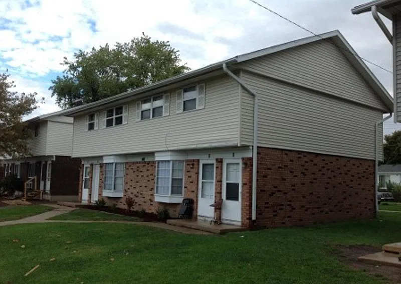 1221 Orchard Rd photo 1