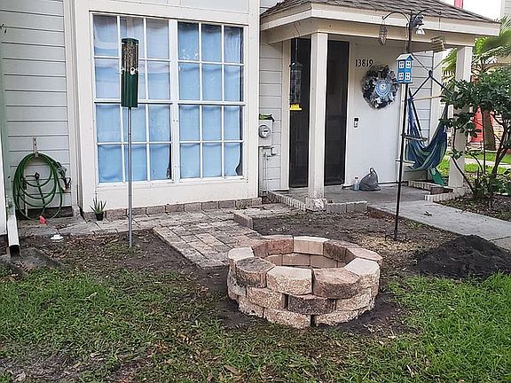 3rd image of 13819 Fletchers Mill Dr