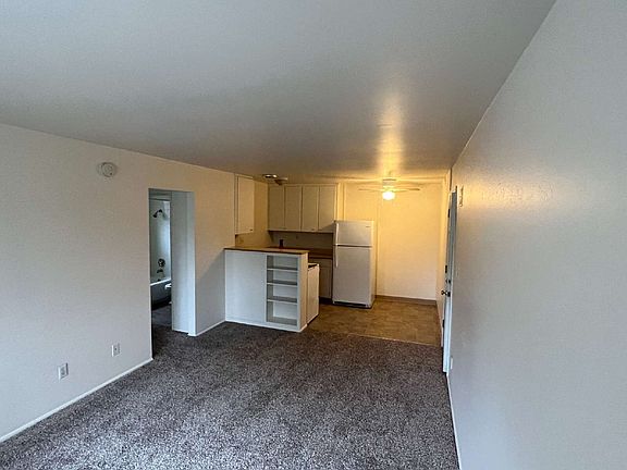 4th image of 914 E 18th Ave #6