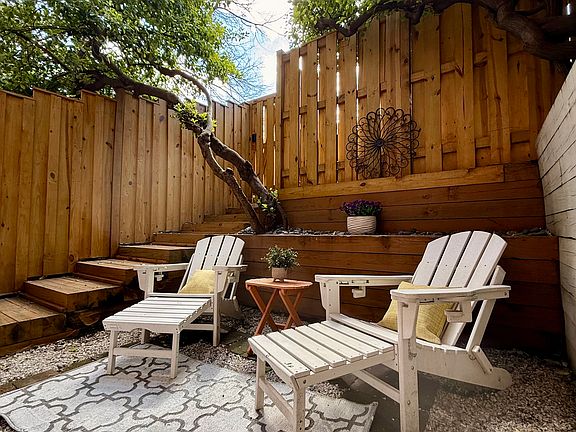 4th image of 1320 R St NW APT 2