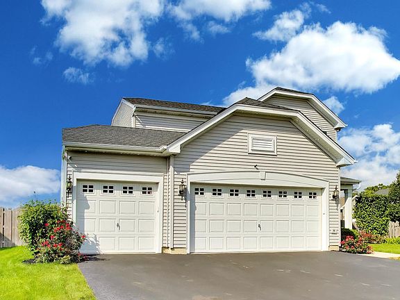 3rd image of 1894 Alta Dr