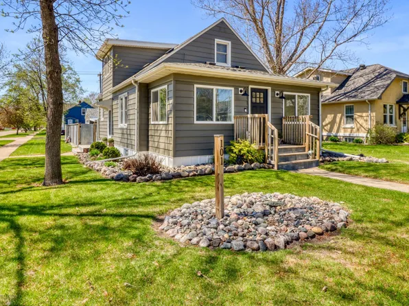 101 5th St NE, Barnesville, MN 56514