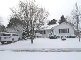 832 Gloucester Dr, Huron, OH 44839