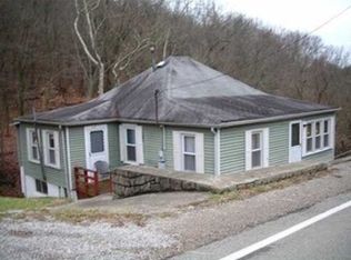 1835 Chandler Dr, Charleston, WV 25387