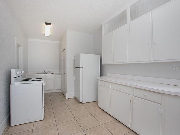 4th image of 330 S Woodland Blvd APT 2
