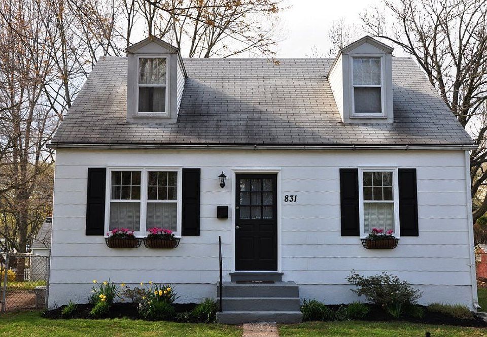 For Sale: 831 N Adams Street, Pottstown, pa 19464