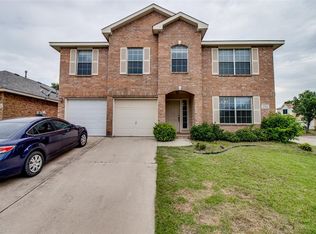 2900 Gentilly Ln, Fort Worth, TX 76123