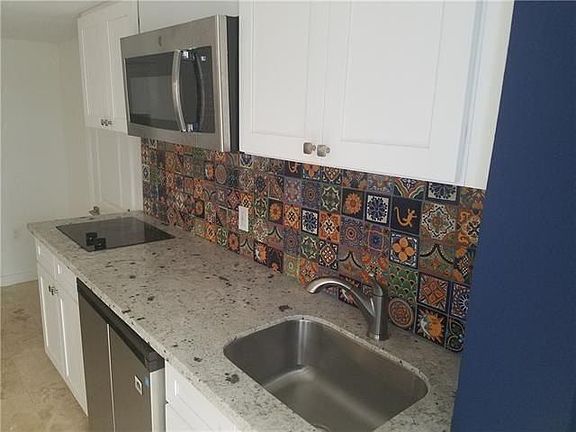 3rd image of 2124 Palmer Ave Unit S