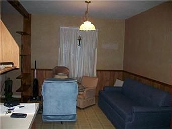 5th image of 8001 Evanston Ave