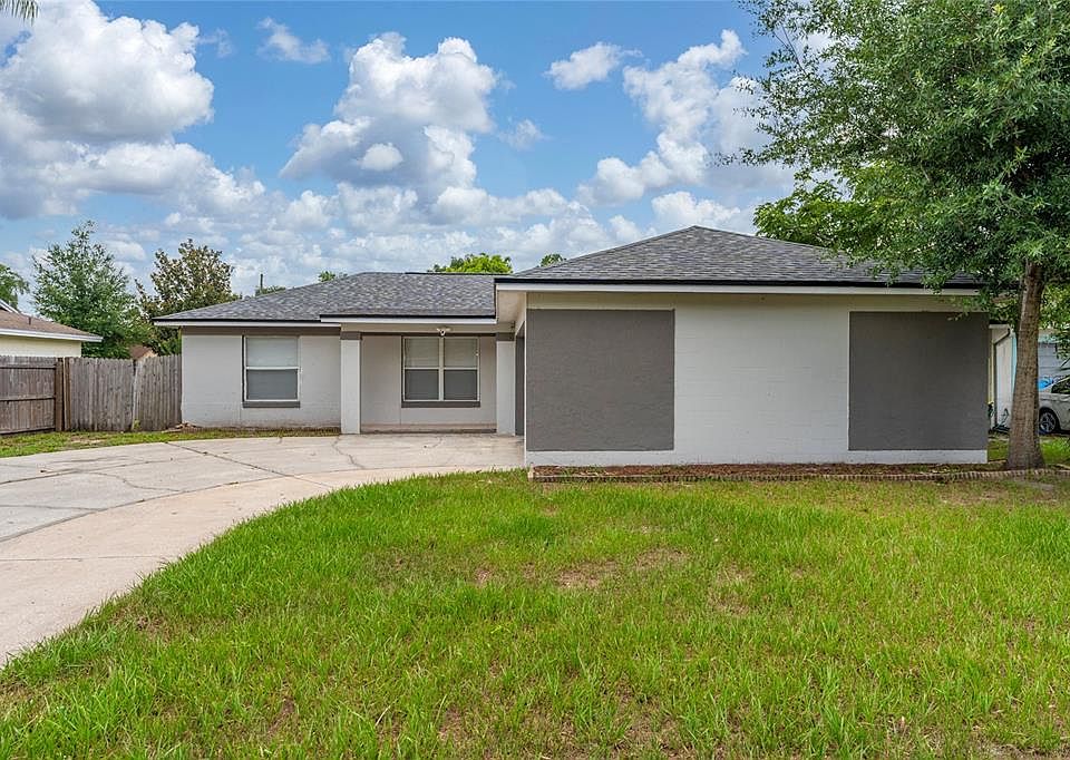 1st image of 631 Stanford Dr