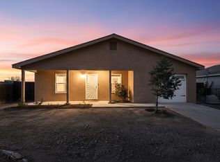 9 Genesis Pl, Los Lunas, NM 87031