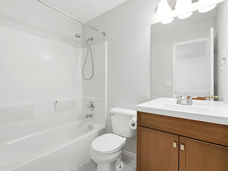 5155 Golden Eagle Pkwy — Photo 19