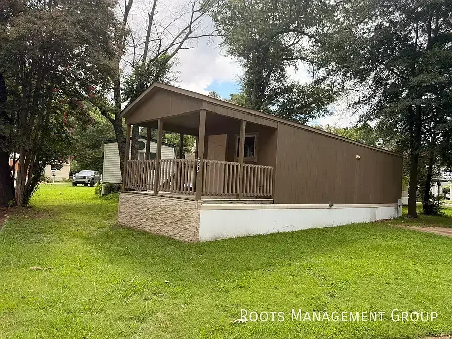 1 Bed 1 Bath Home Available for Lease at Wheel Estates - Apply Now! — Photo 1