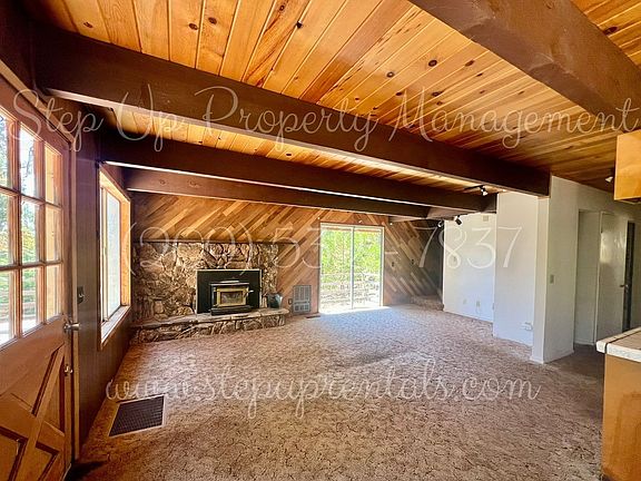 3rd image of 21202 Placer Ave