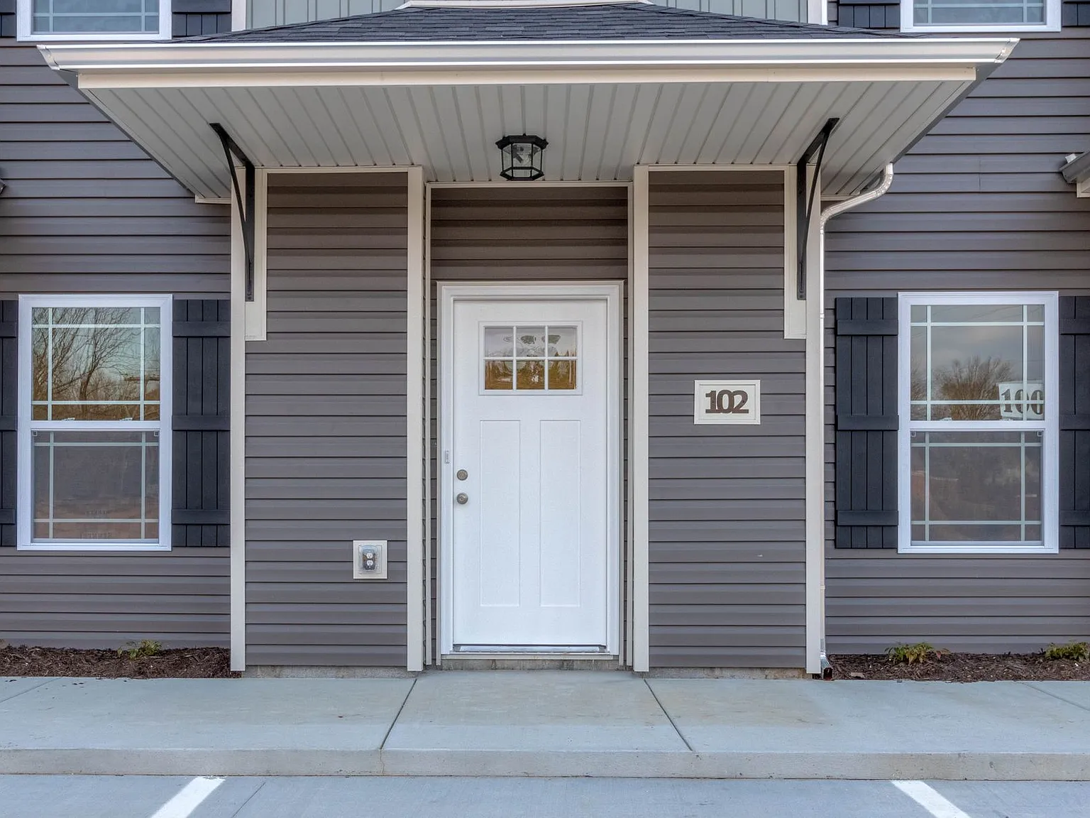 Easton Village — Photo 1