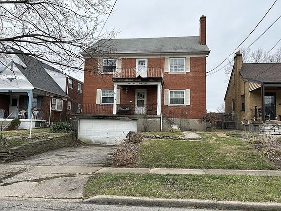 2nd image of 3925 Grace Ave