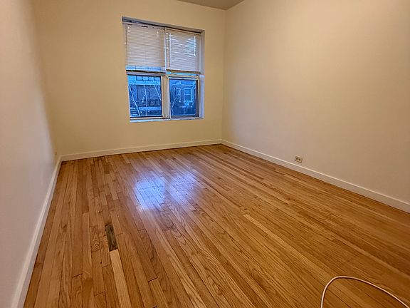 4th image of 3332 W Potomac Ave #1A