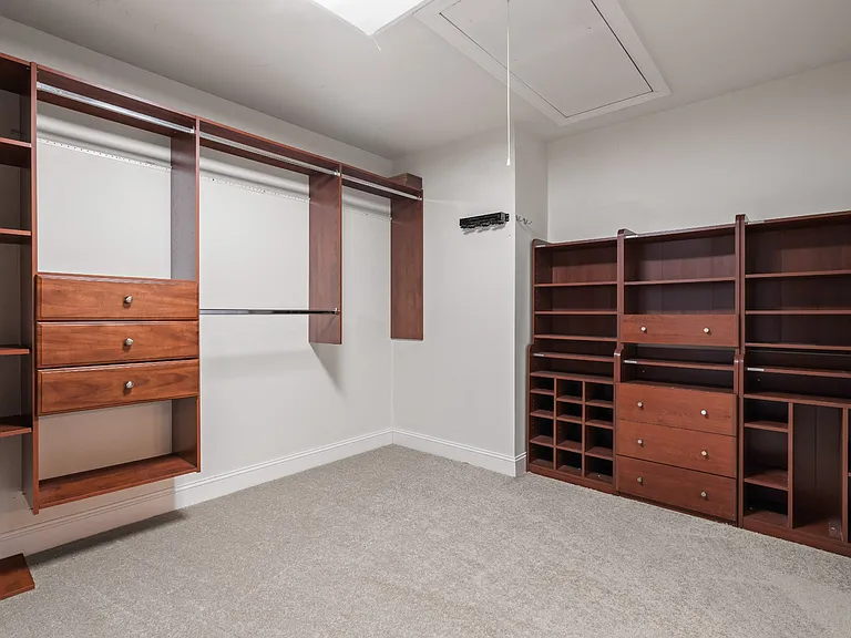 1266 Bridgeton Park Dr — Photo 31
