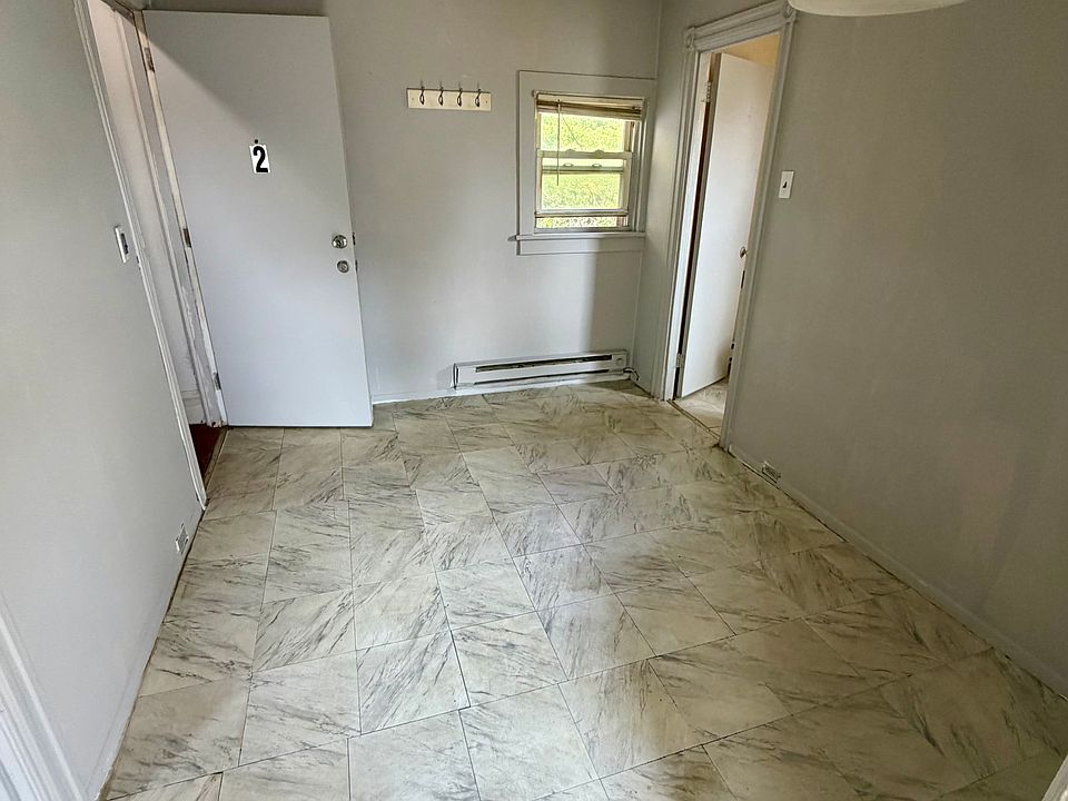 1st image of 1047 N 6th Street Ext #2