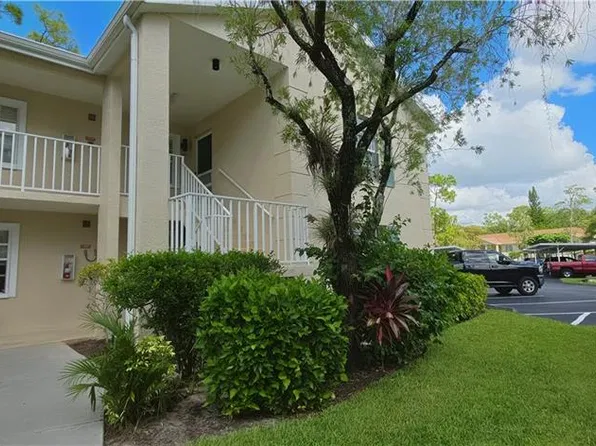 1704 Kings Lake BLVD #206, NAPLES, FL 34112