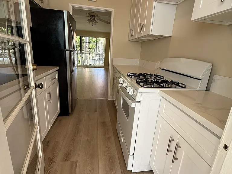 4505 Fulton Ave #B — Photo 7