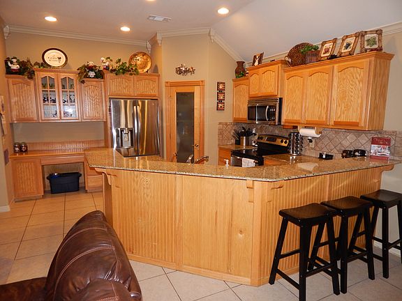 5th image of 3300 E Emmitsburg Pl