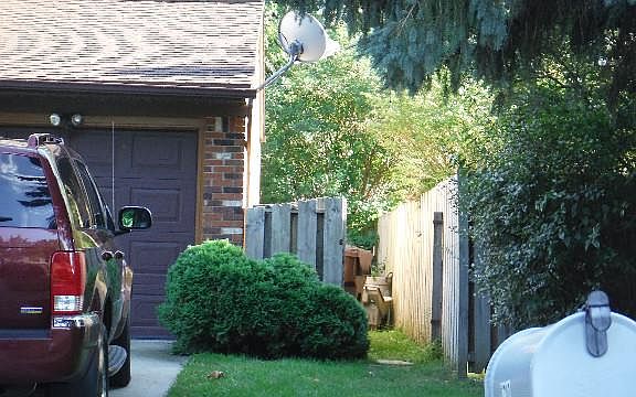 3rd image of 1710 Hamlet Dr