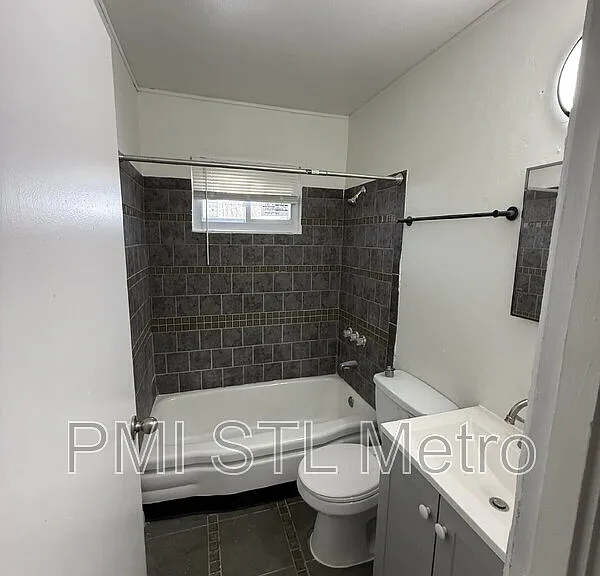 10613 Spring Garden Dr — Photo 4