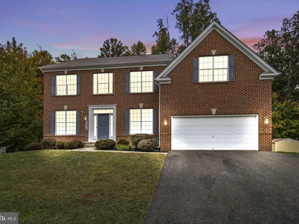 8806 Nancy Ln, Fort Washington, MD 20744