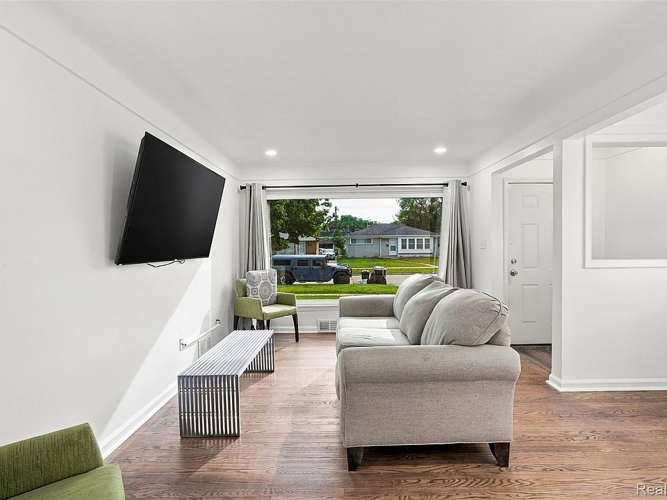 12827 Woodbine, photo 4